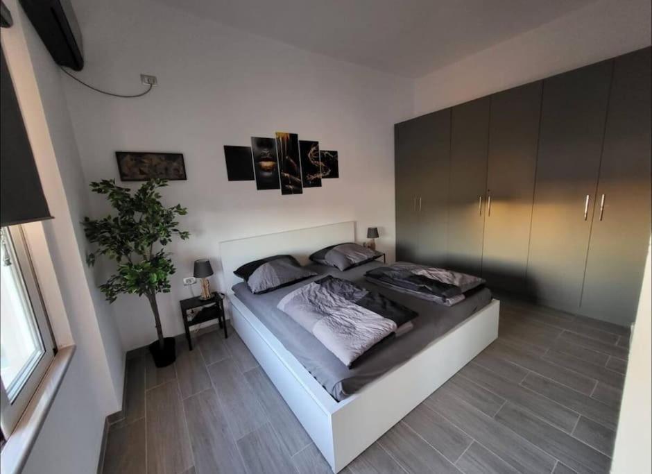 Kerstin Appartamento Sarandë